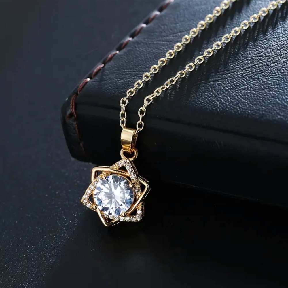 Elegant 18k Gold Plated Star of David Pendant Necklace with Cubic Zirconia cente